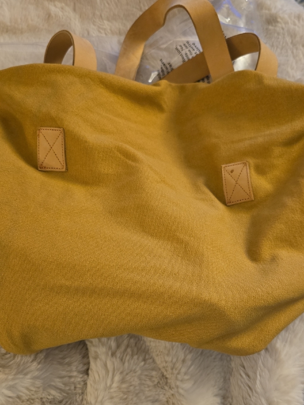 NWT! Meyelo, Amboseli Tote, Camel, MSRP$99.99 - Picture 12 of 12